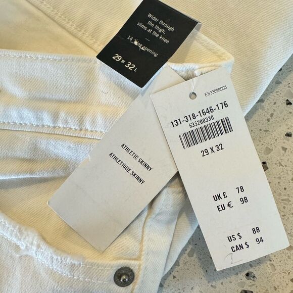 NWT! Abercrombie & Fitch Athletic Skinny Stretch White Distressed Jeans Sz 29x32 - Picture 8 of 14